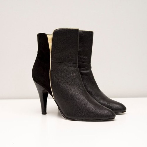 Betsey Johnson Leather Ankle Boots Booties Gold Trim SIZE 8