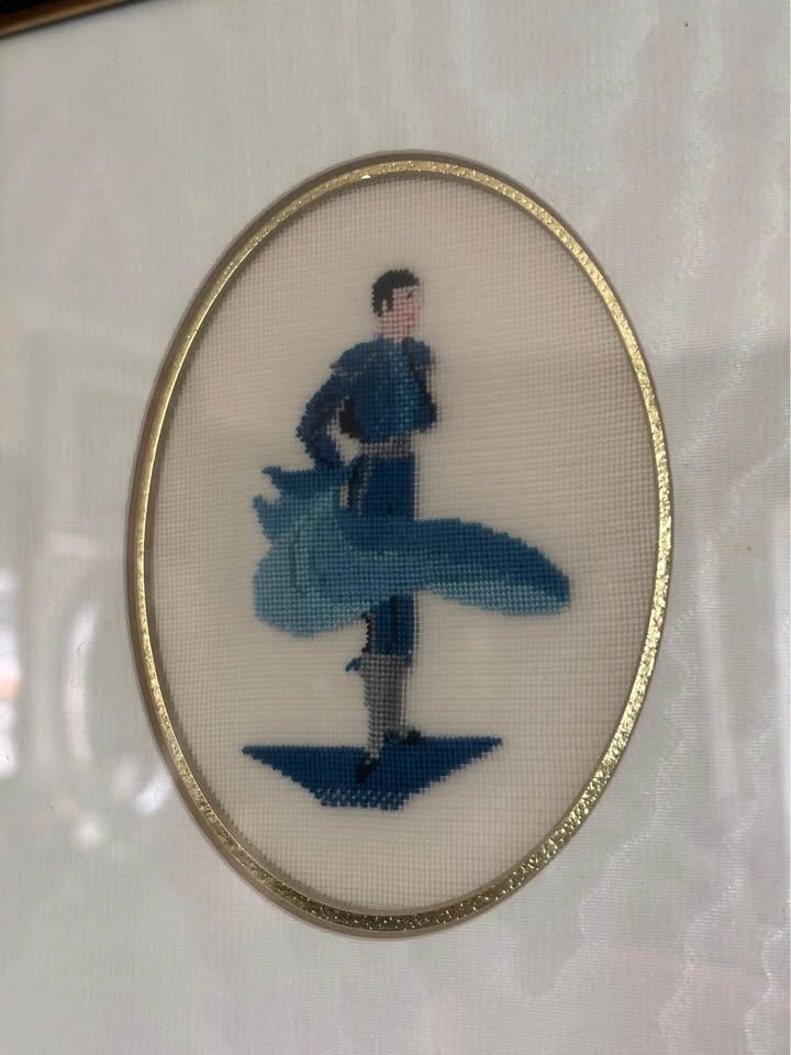 Vintage Framed Cross-Stitch Couple in Blue - photo 3