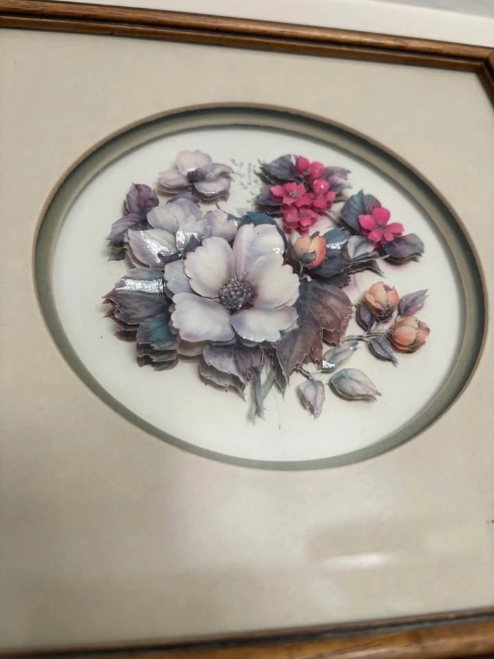 Vintage 3D Floral Paper Tole Framed Art - photo 2