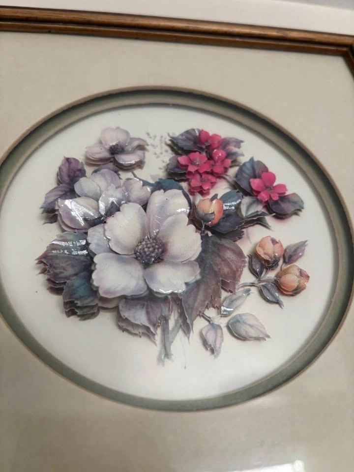 Vintage 3D Floral Paper Tole Framed Art - photo 3