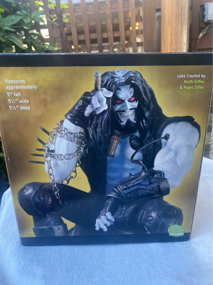 LOBO DC Action Figure Statue Limited Edition #0692/1000 - photo 2