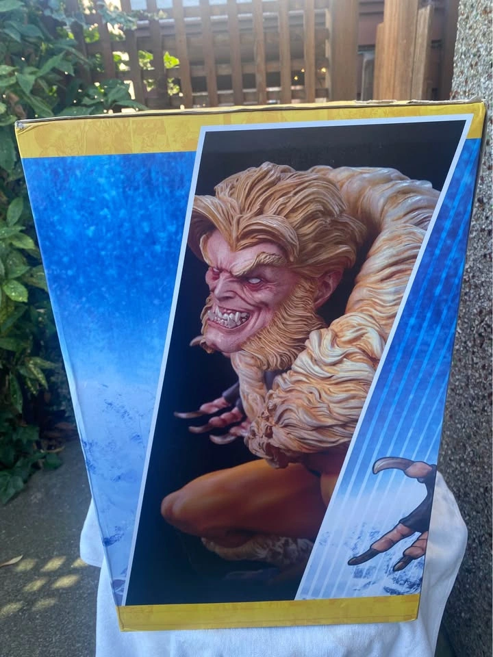 Marvel Premium Format Sabertooth Statue #0766/1250 New Sealed - photo 4