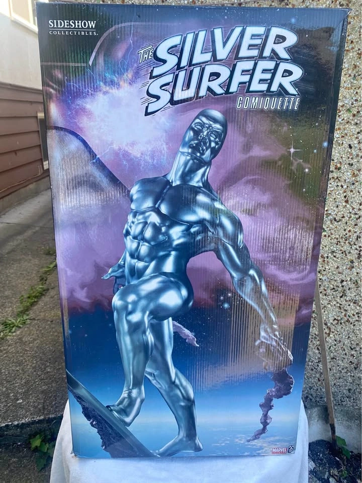 Silver surfer figure action statue numbered #116/950 NEW Sealed