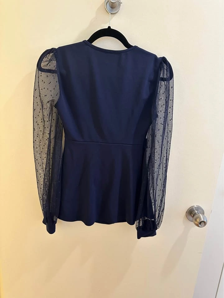 Navy blue belted top - photo 4
