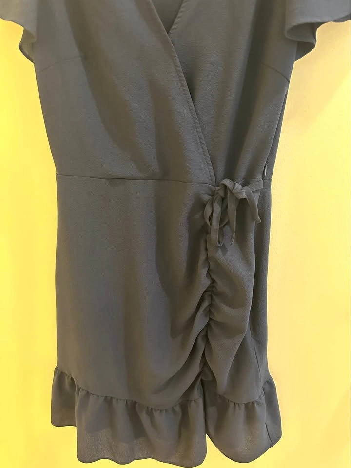 1.State ruched faux wrap dress - photo 4