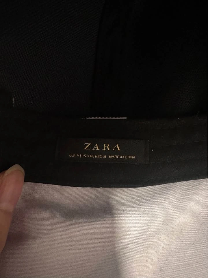 Zara Black Faux Leather Baseball Cap - photo 3