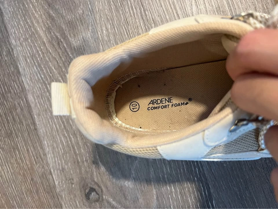 Ardene Comfort Foam Platform Sneakers - Size 10 - photo 2