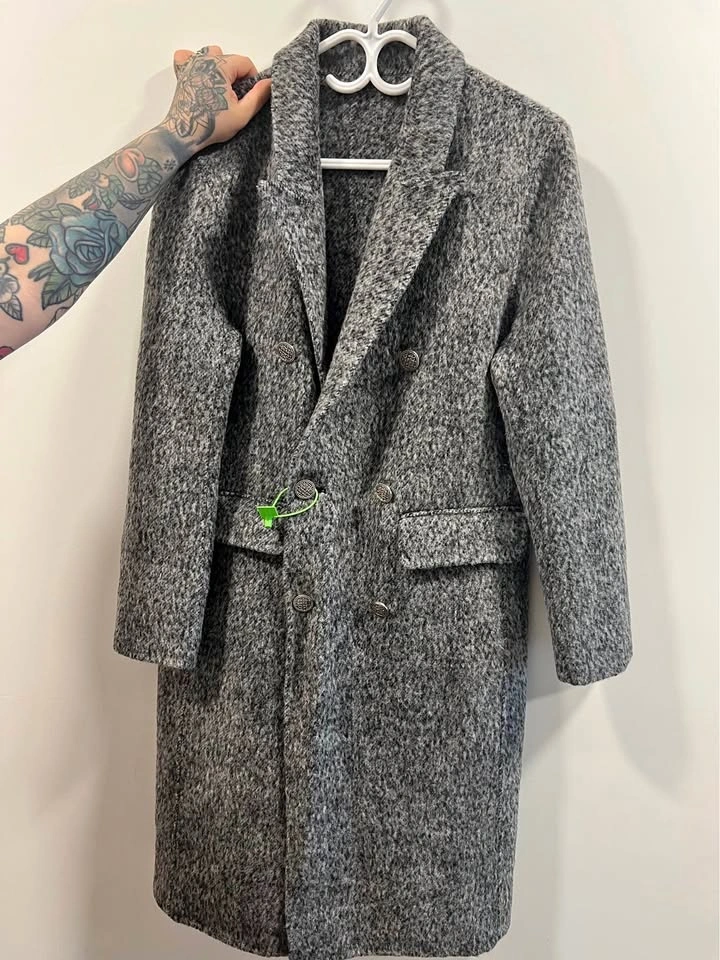 Moving Sale! Brand New Korean Wool Coat (Unisex) - Size M