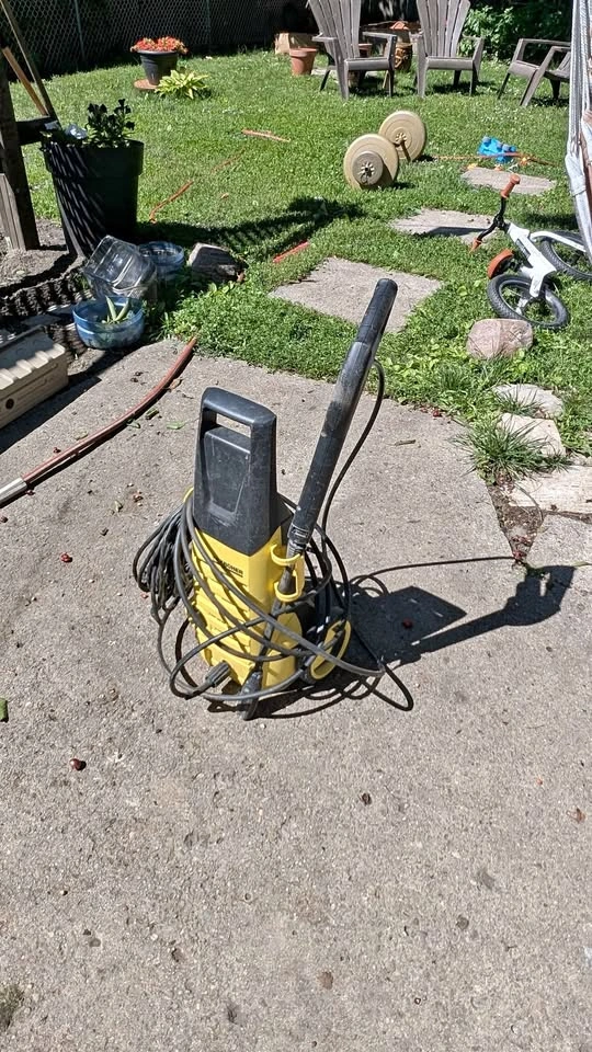Kärcher K2 Pressure Washer 1600psi – Complete Kit