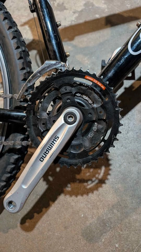 Good MTB Parts and a good Duro tire 26" - photo 5