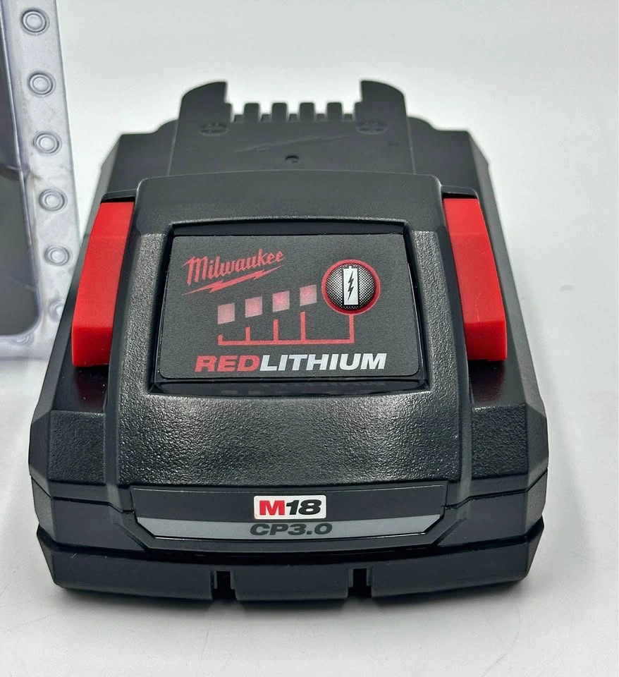 Milwaukee Tool 48-11-1835 M18™ REDLITHIUM High Output™ CP3.0 Bat