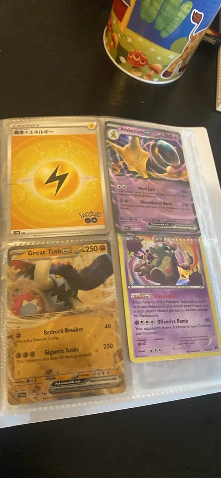 Pokémon Card Lot - photo 4