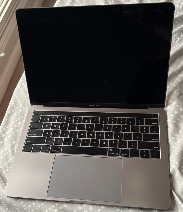 MacBook Pro 13-inch Touch Bar | Great Condition - photo 2
