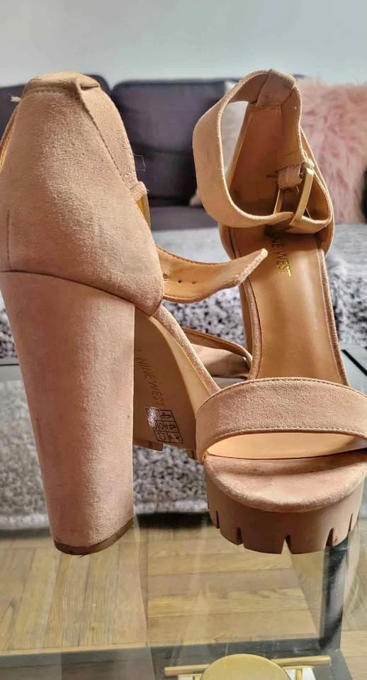 Nine West