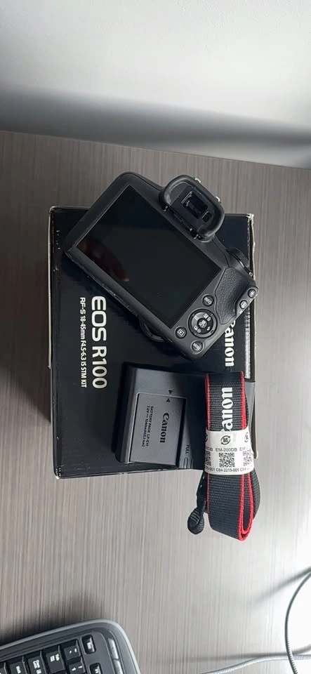 Canon EOS R100 Camera - photo 3