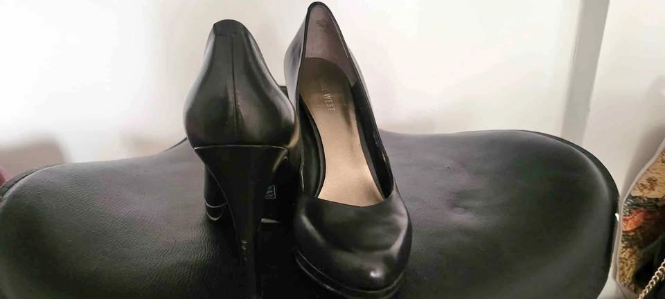 Nine West