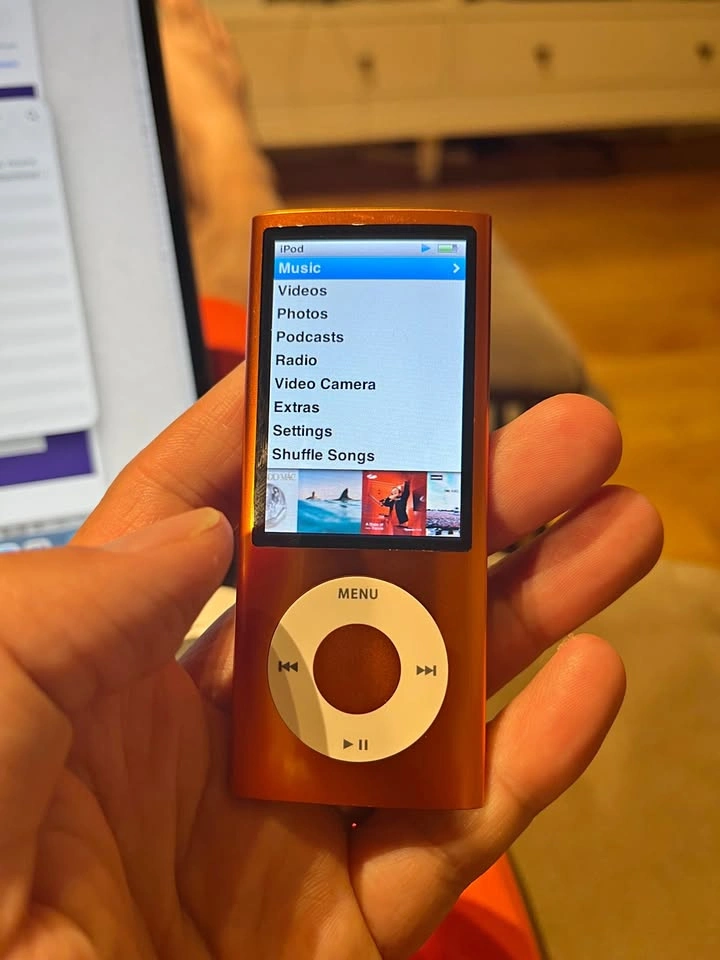 iPod nano 5th generation (with video camera)