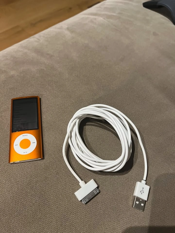 iPod nano 5th generation (with video camera) - photo 4