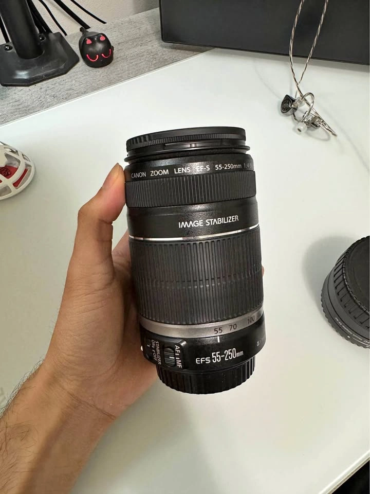 Canon EFS 55-250mm lens