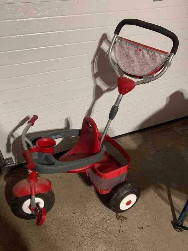 Radio Flyer Deluxe EZ Fold 4-in-1 Stroll 'N Trike - photo 2