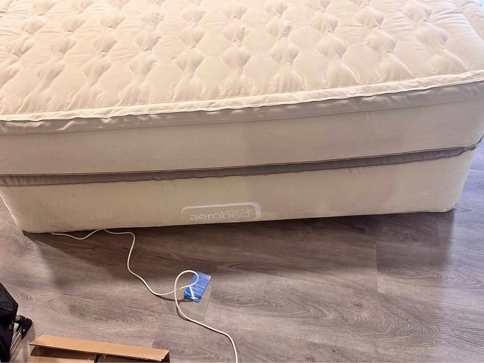 AeroBed Twin Air Mattress (Double High, 24") with Pump & Remote