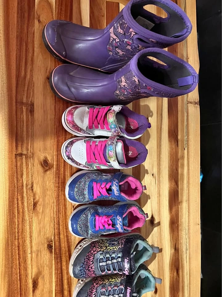 Kids shoes