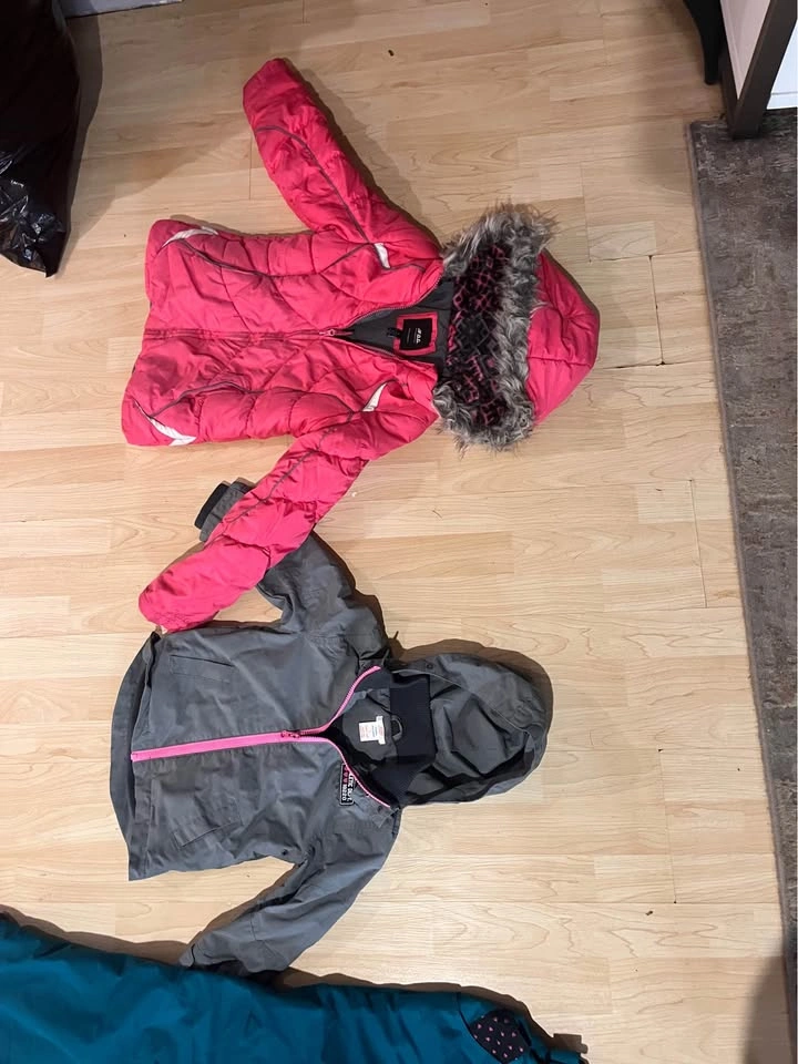 Winter jackets and snow pants - photo 5