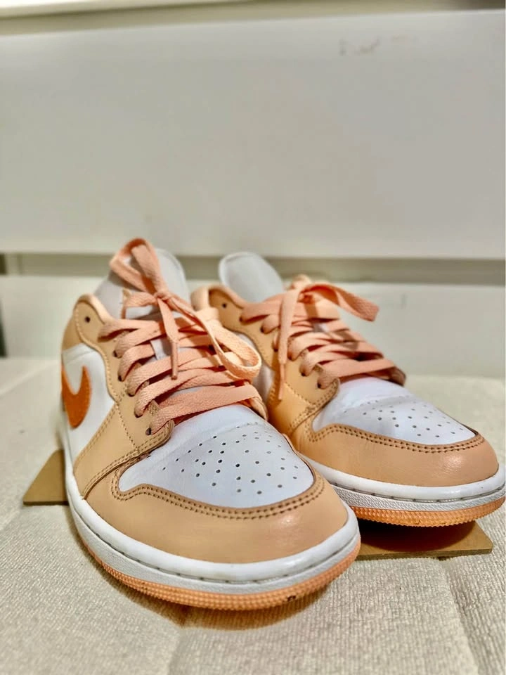 Air Jordan 1 Low W