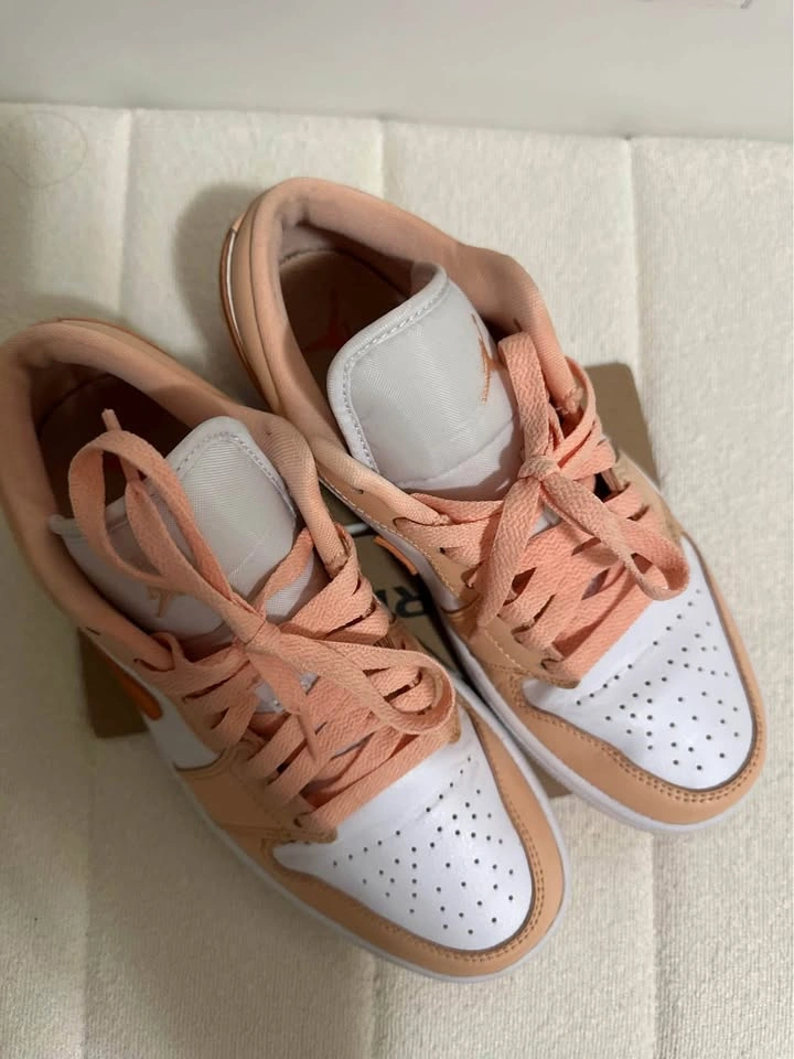 Air Jordan 1 Low W - photo 3