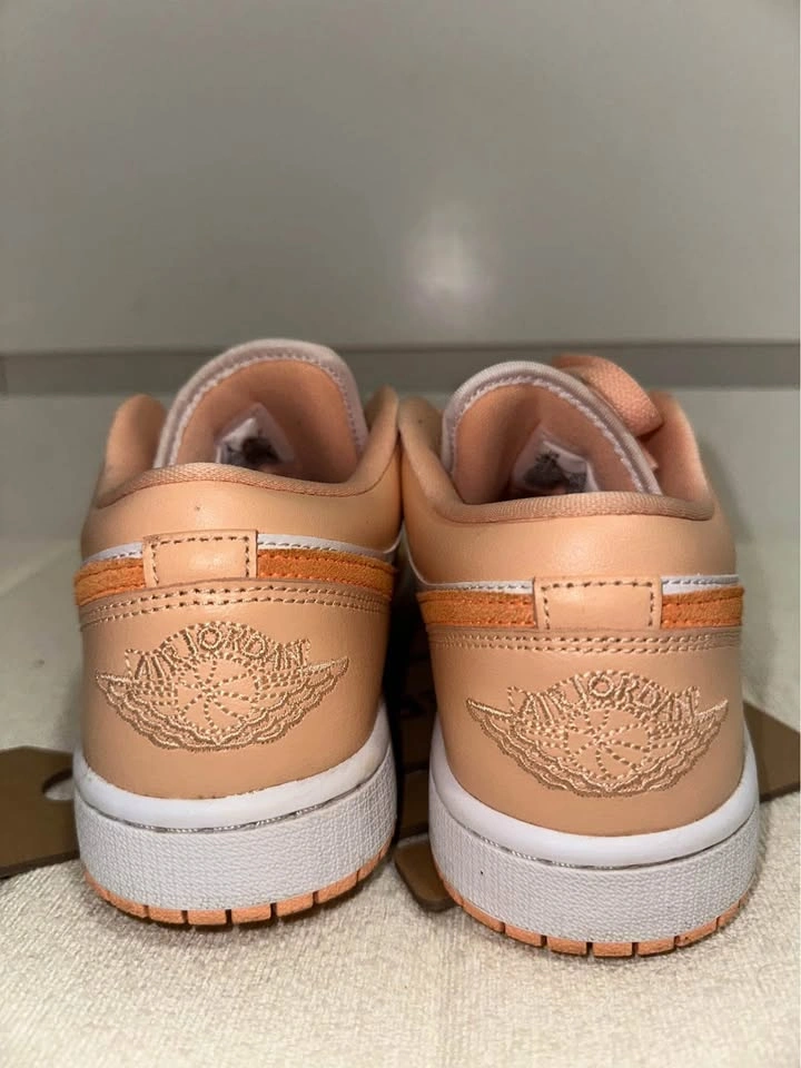 Air Jordan 1 Low W - photo 5
