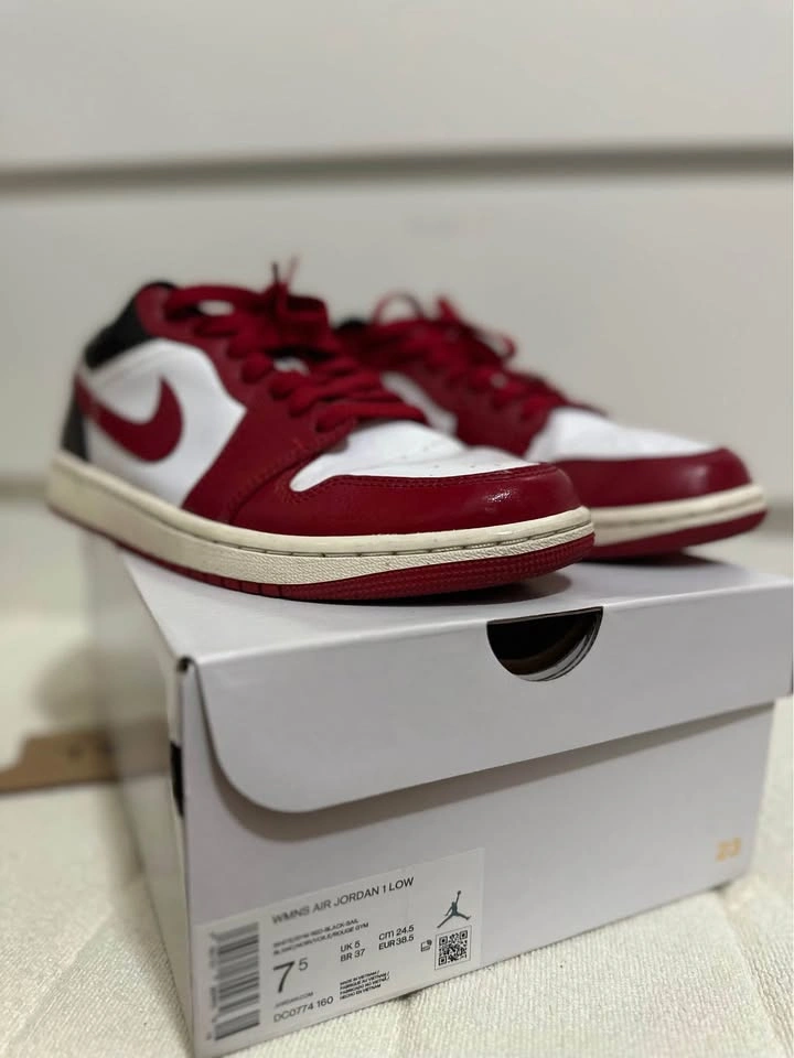 Air Jordan 1 Low W - photo 2