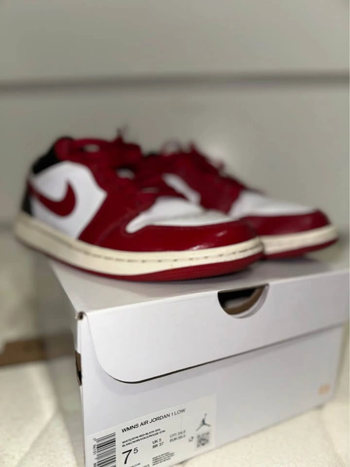 Air Jordan 1 Low W - photo 3