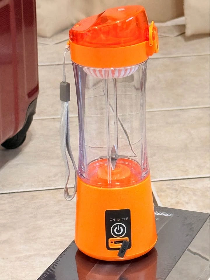 Portable Rechargeable Blender - photo 2