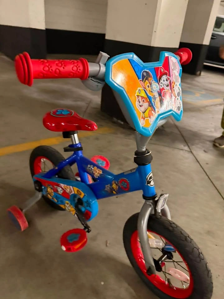Huffy Paw Patrol 12-inch Kids' Bike with Training Wheels - photo 5
