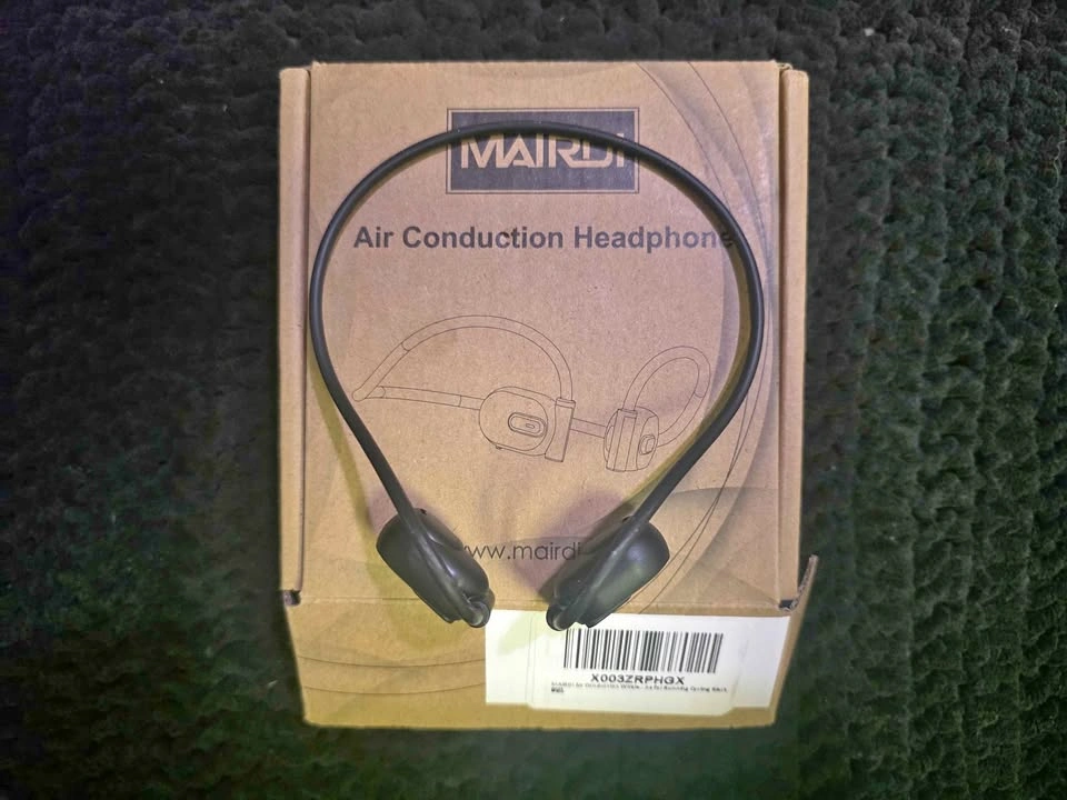 Headphones air conduction