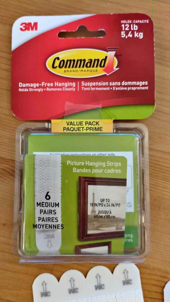 Command picture hanging strips - medium
