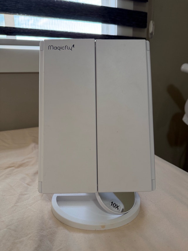 Magicfly Makeup Mirror