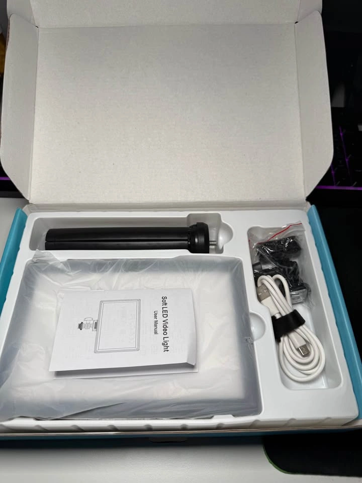 Bonvvie 9" LED Video Light TU019 with Built-in 5000mAh Battery - photo 2