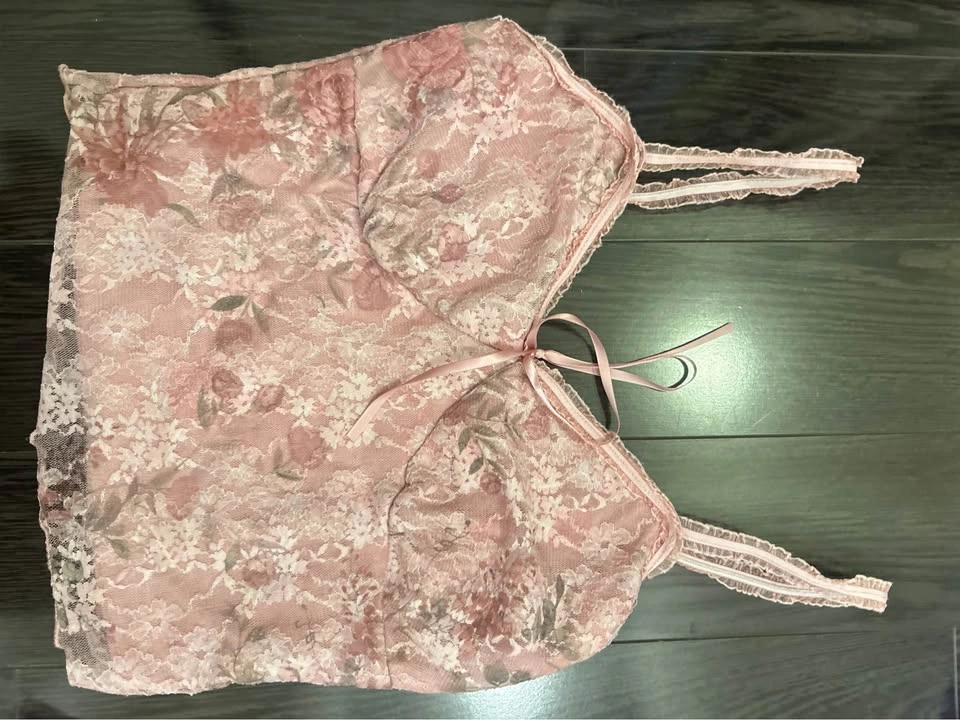 A bunch of tops - photo 3