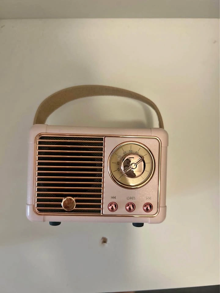Mini Retro Bluetooth Speaker