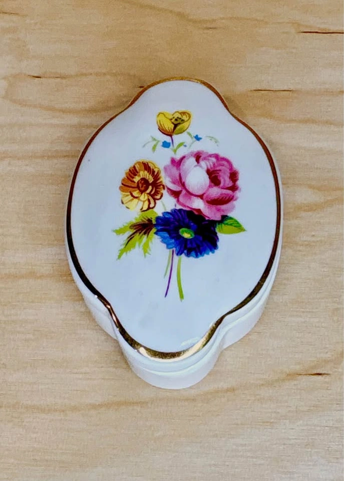 Royal Adderley Bone China Floral Trinket Box - photo 5