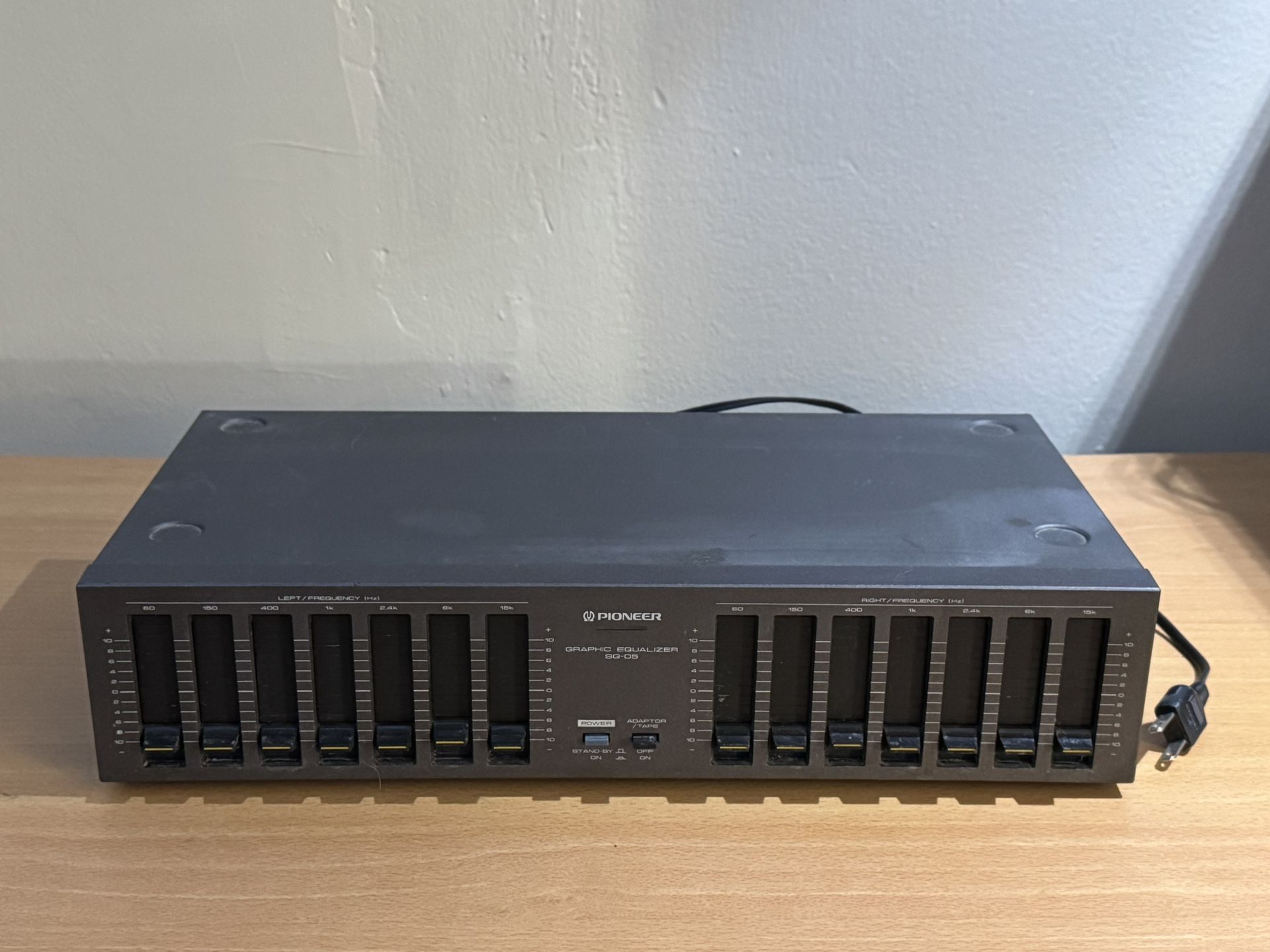 Pioneer SG-05 Graphic Equalizer 1980’s Gray
