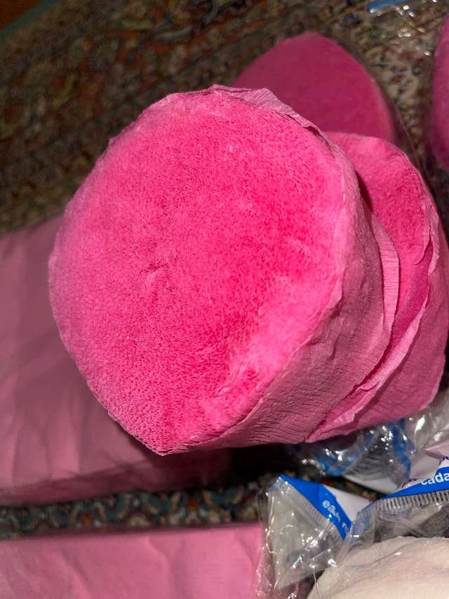 Minnie Mouse Party Supplies Lot part 2 - photo 2