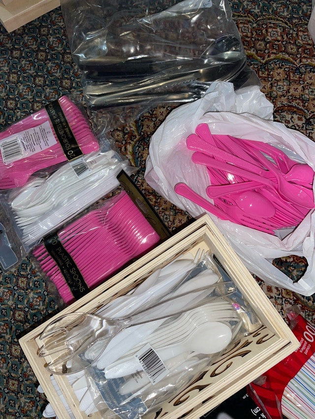 Party Supplies Lot and Craft Materials Lot - photo 5