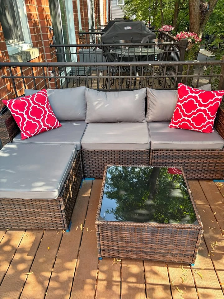 Deck furniture 80"wide (new) + water proof cover