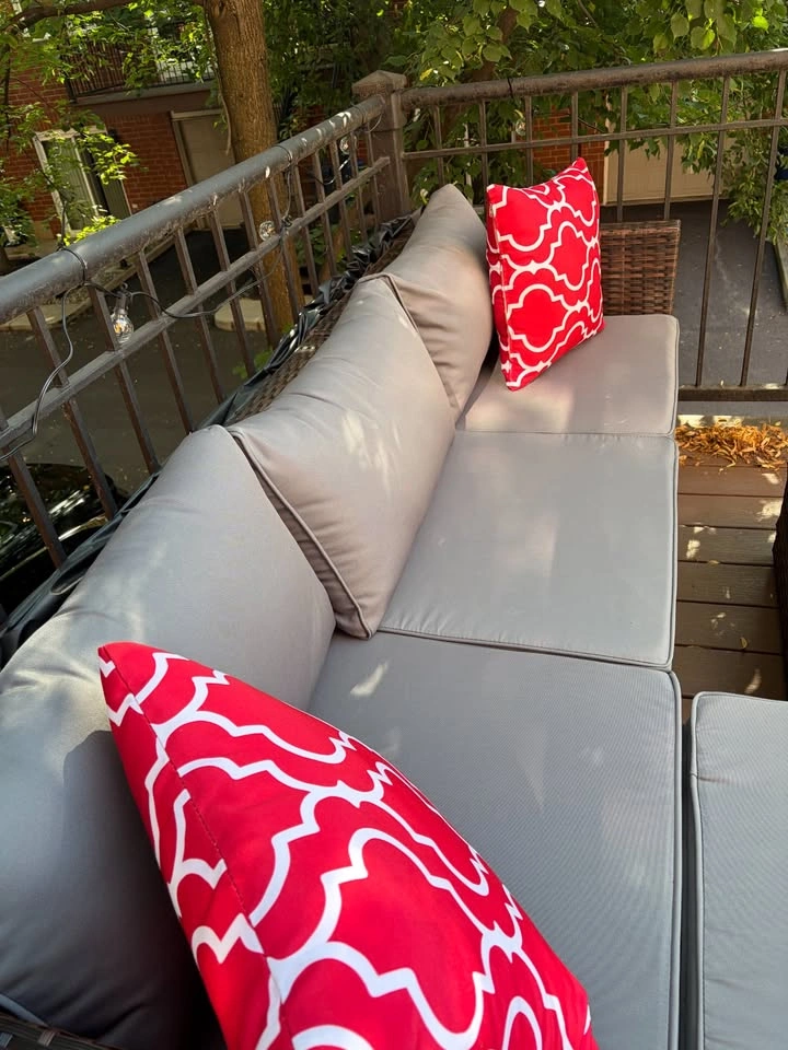 Deck furniture 80"wide (new) + water proof cover - photo 3