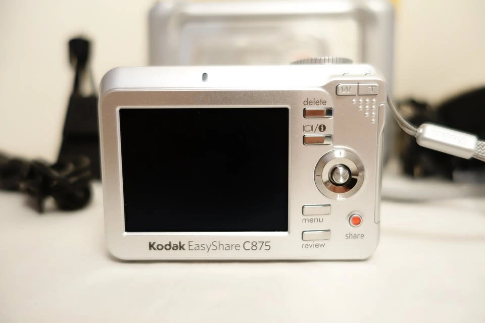 Kodak EasyShare C875 8MP Digital Camera & Photo Printer Bundle - photo 5