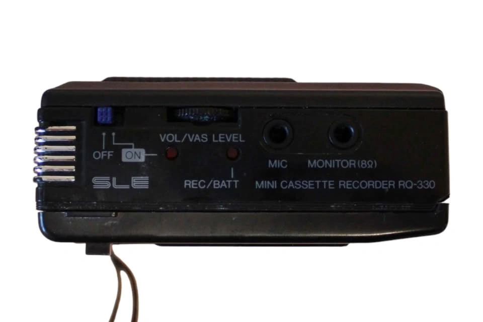 Panasonic RQ-330 Mini Cassette Recorder - photo 4