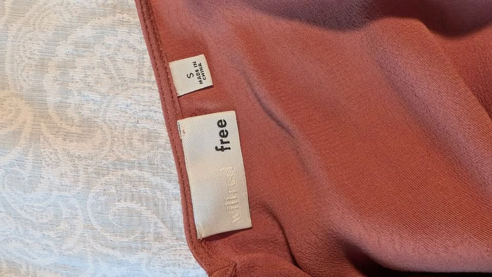 BRAND NEW Aritzia Wilfred Slinky Dress - SMALL - photo 5