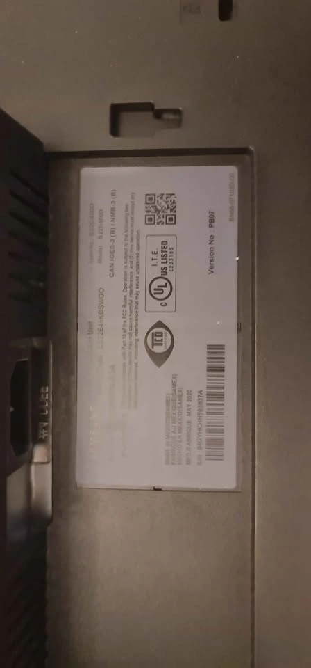 Samsung 20" Screen (Brand New) - photo 3